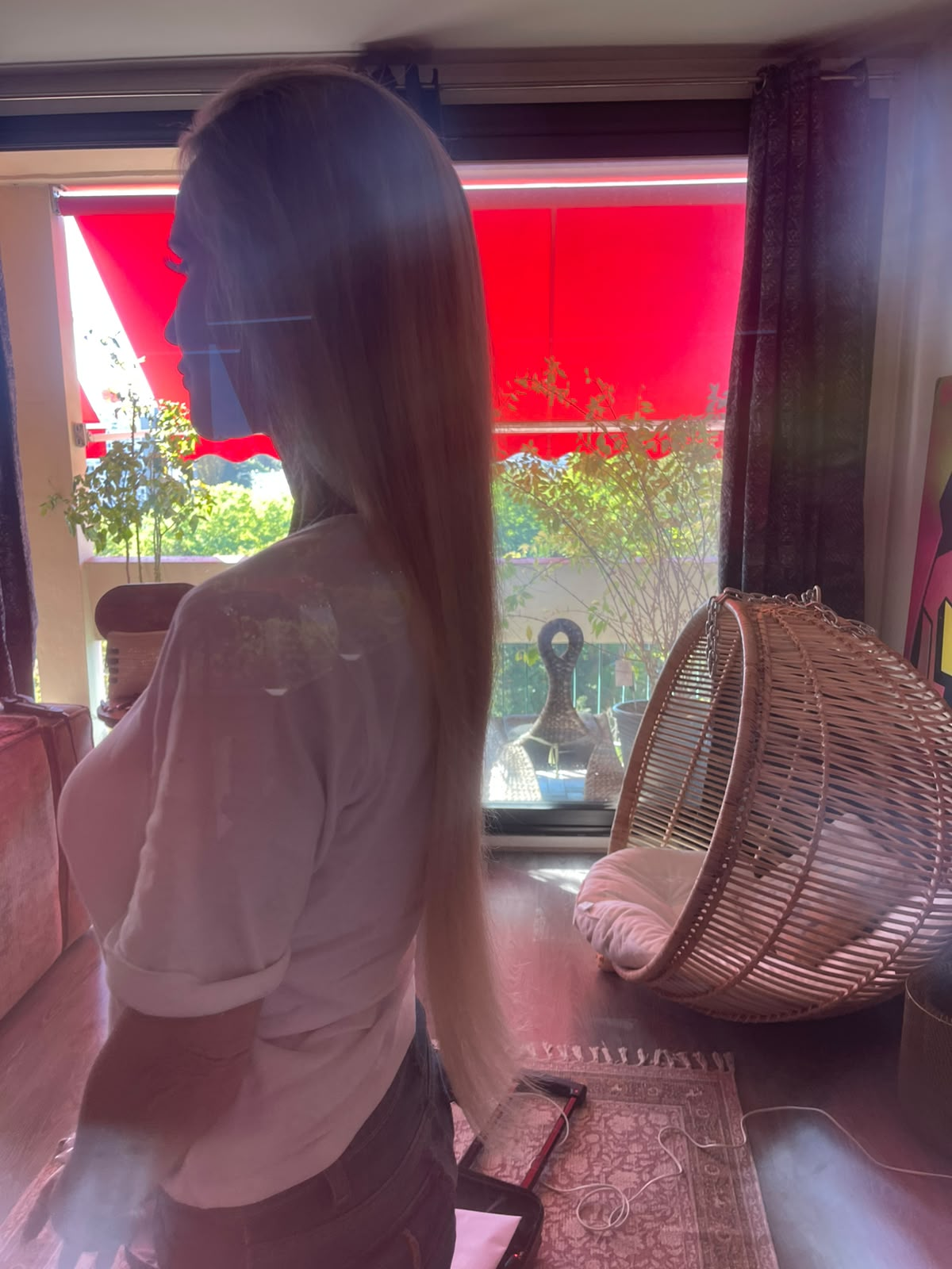 Cheveux longs avant pose d'extensions à la kératine